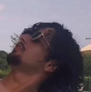 Meet your Posher, Armando